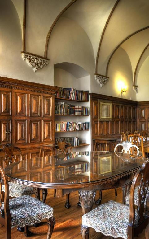 Chateau Hostacov Hotel Esterno foto