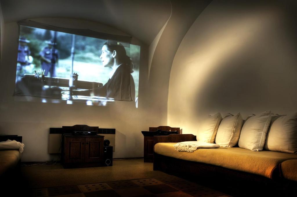 Chateau Hostacov Hotel Esterno foto