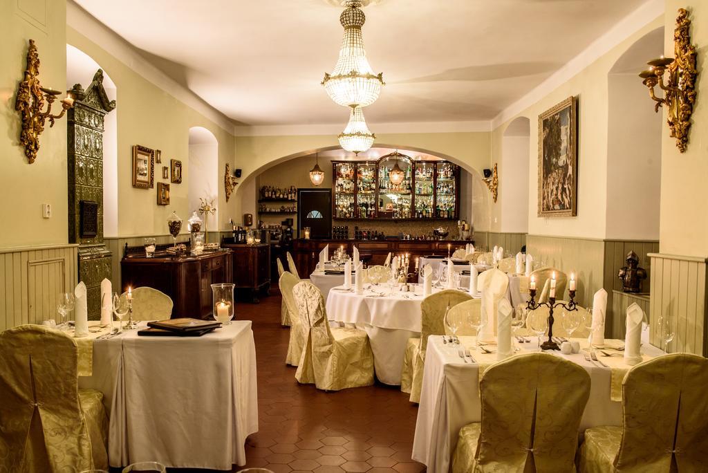 Chateau Hostacov Hotel Esterno foto